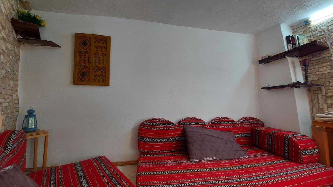 Our Villa'S Private Apartments - Hq Budget Stay - Wonderful Horizon View Of Jerash Jarash Exteriör bild
